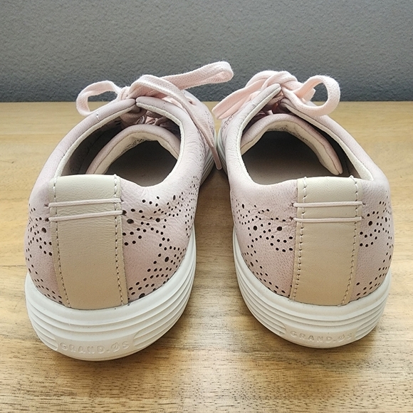 Cole Haan Cream Grand OS Crosscourt Perforated Sneaker Shoes Womens 7 - Picture 3 of 11
